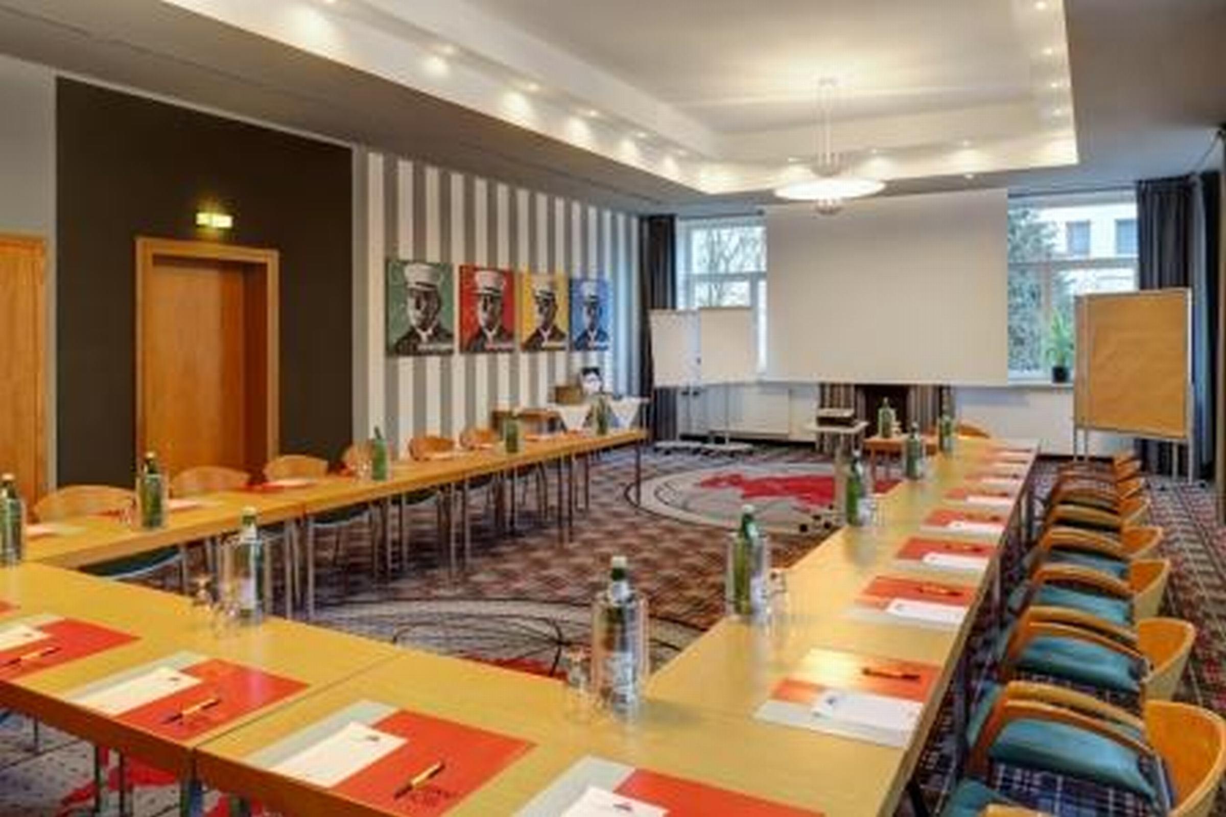 Gruenau 4* Berlijn